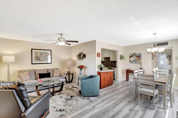 466 Flanders J, Delray Beach, Florida 33484, image 1