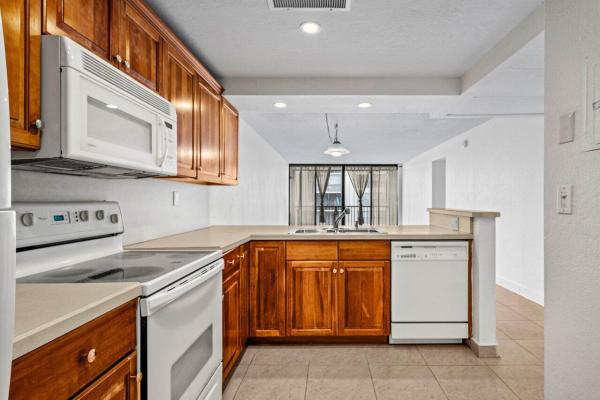 Boca Bayou, 12 Royal Palm Way #Unit 405, Boca Raton, Florida 33432, image 1