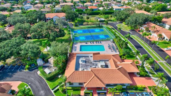 Sun Valley East, 9735 Pavarotti Ter #204, Boynton Beach, Florida 33437, image 2