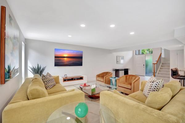Woodcrest At Boca West Country Club, 7464 Bondsberry Ct, Boca Raton, Florida 33434, image 3