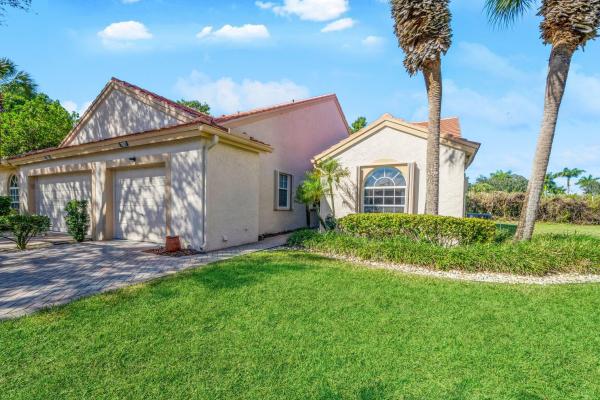 Emerald Pointe, 7927 Coral Pointe Dr, Delray Beach, Florida 33446, image 1