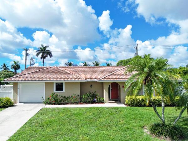 Lake Clarke West, 7960 Edgewater Dr, Lake Clarke Shores, Florida 33406, image 1