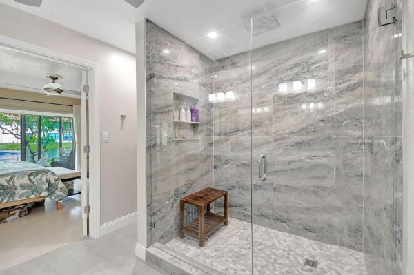 3042 Lucerne Park Dr, Greenacres, Florida 33467, image 2
