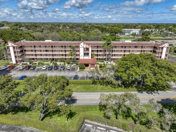 Huntington Lakes 4, 7281 Amberly Ln #306, Delray Beach, Florida 33446, image 1