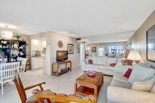 Exeter At Century Village, 4042 Exeter C, Boca Raton, Florida 33434, image 1