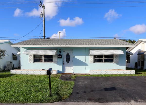 Tamarac Lakes, 1611 NW 46th St, Tamarac, Florida 33309, image 1