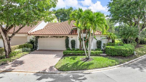Windsor Way, 2450 Windsor Way Ct, Wellington, Florida 33414, image 1
