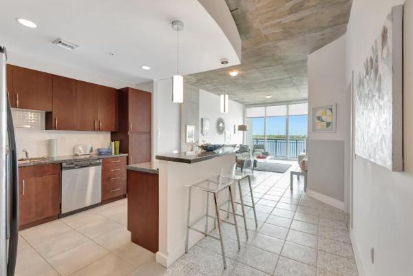 The Edge, 300 S Australian Ave #527, West Palm Beach, Florida 33401, image 1