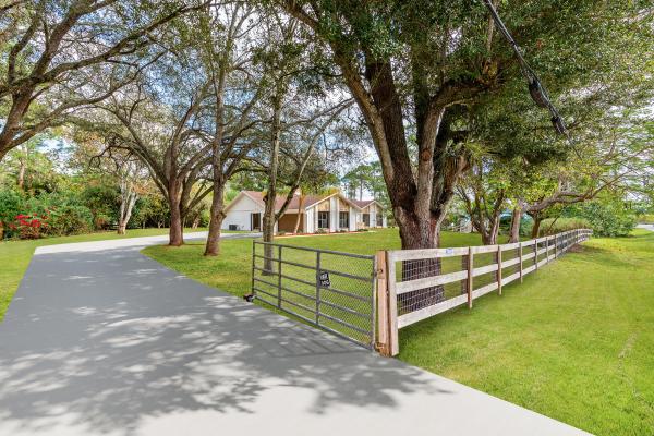 The Acreage, 16059 E Cornwall Dr, Loxahatchee, Florida 33470, image 2