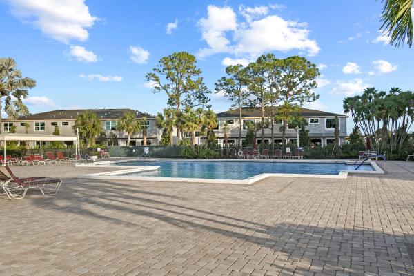 Sunrise Of Palm Beach, 4640 Lucerne Lakes Blvd #306, Lake Worth Beach, Florida 33467, image 1