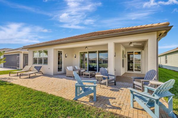 Valencia Grove At Riverland, 11805 SW Coral Cove Pkwy, Port St. Lucie, Florida 34987, image 3