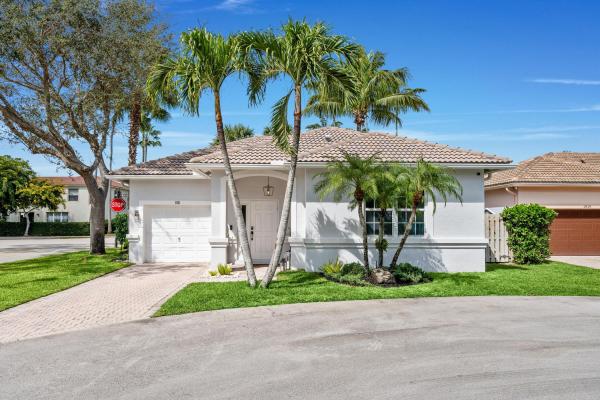 Wellington Lakes, 1921 Capeside Cir, Wellington, Florida 33414, image 1