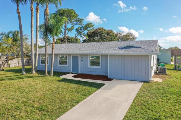 498 SW Duval Ave, Port St. Lucie, Florida 34983, image 1