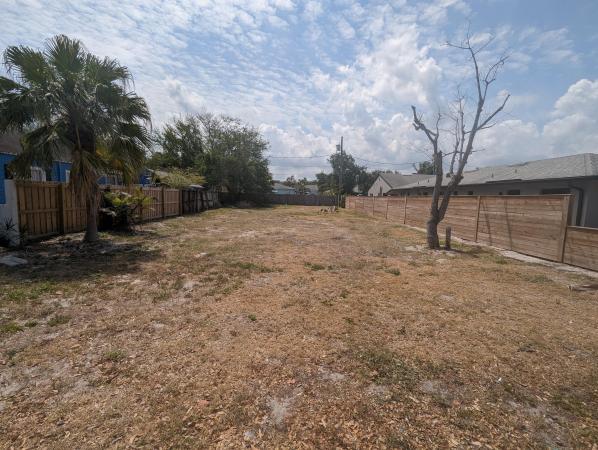 Lake Worth Town, 921 N L St, Lake Worth Beach, Florida 33460, image 1