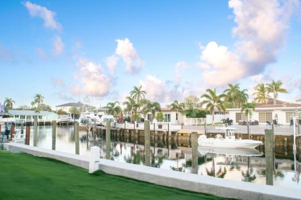 Coral Key Villas, 4940 NE 27th Ave, Lighthouse Point, Florida 33064, image 1