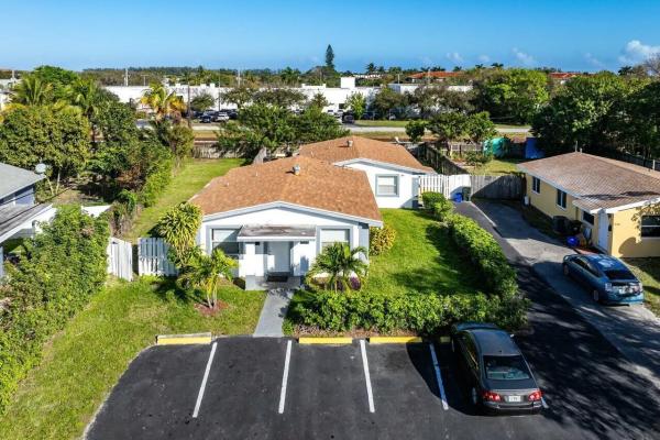 Plumosa Park, 1651 NE 3rd Ave, Delray Beach, Florida 33444, image 1
