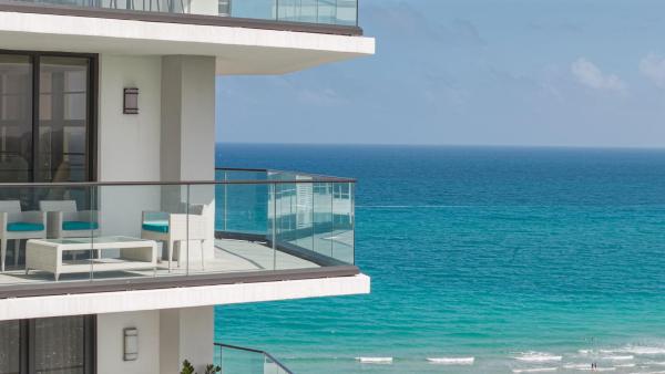 Towerhouse, 5500 Collins Ave #1704, Miami Beach, Florida 33140, image 1
