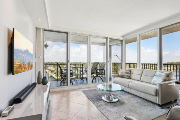 Silver Thatch Intracoastal Apartments, 521 N Riverside Dr #709, Pompano Beach, Florida 33062, image 1