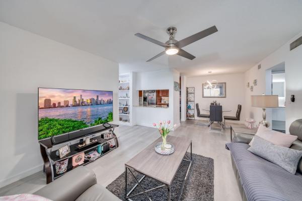 Savannah At Riverside, 927 Riverside Dr #313, Coral Springs, Florida 33071, image 1