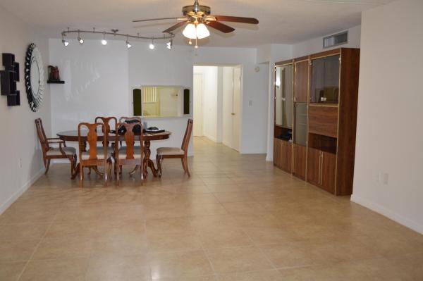 Bamboo Gardens, 1690 NE 191st St #409-1, North Miami Beach, Florida 33179, image 1