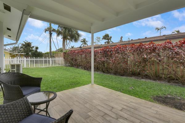 Juno Ridge, 1750 Seder Ln, North Palm Beach, Florida 33408, image 1