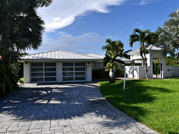 Thumb Point, 1562 Thumb Point Dr, Fort Pierce, Florida 34949, image 1