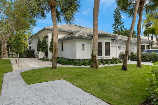 Shady Oaks, 2680 Twin Oaks Way, Wellington, Florida 33414, image 1