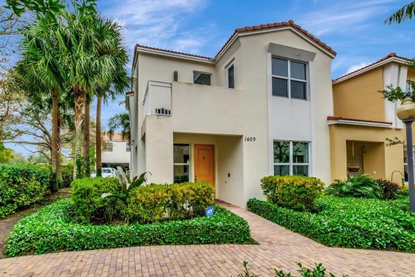 Centra Blue Lake Townhomes, 1409 NW 48th St, Boca Raton, Florida 33431, image 1