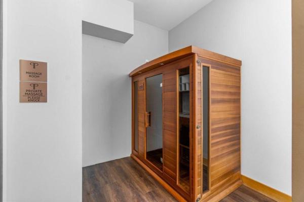 Palmetto Place, 99 SE Mizner Blvd #601, Boca Raton, Florida 33432, image 1