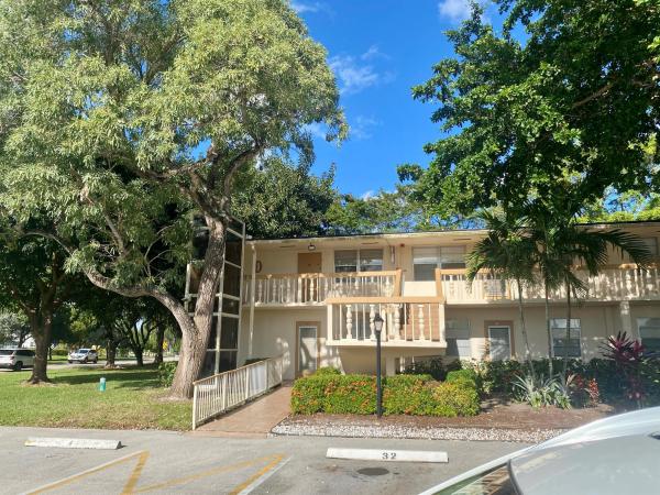 Richmond, 27 Richmond D, Deerfield Beach, Florida 33442, image 1