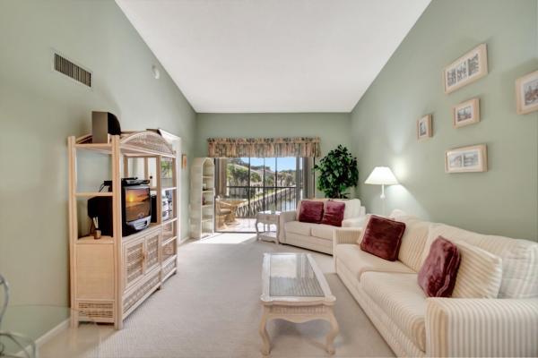 Lake Windwood, 330 Palmwood Pl #207, Boca Raton, Florida 33431, image 1