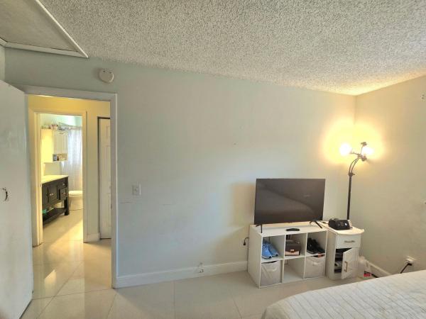 Pinecrest, 5110 Michigan Ave, West Palm Beach, Florida 33415, image 3