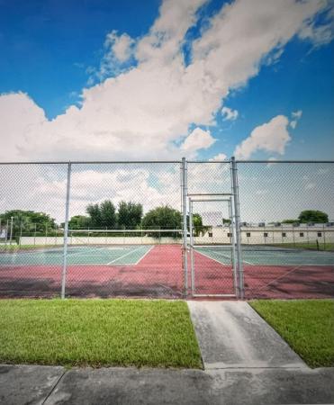 Somerset, 3803 Victoria Dr, West Palm Beach, Florida 33406, image 3