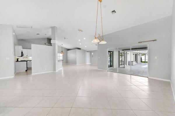 Lakeview Estates, 6538 Blue Bay Cir, Lake Worth, Florida 33467, image 1