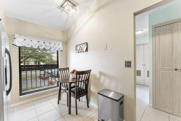 Park Pointe, 3306 Lucerne Park Dr, Greenacres, Florida 33467, image 2