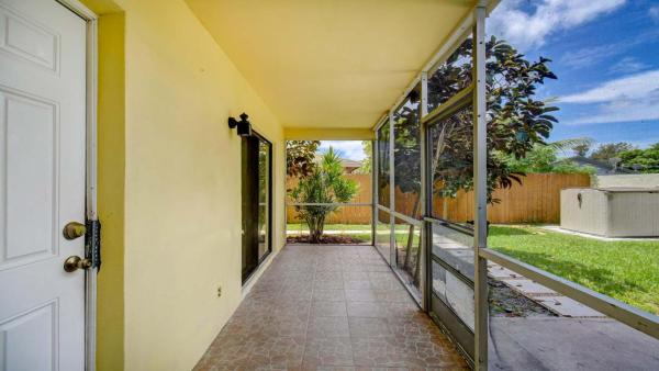 Crestview Boynton Beach, 412 SE 21st Ave, Boynton Beach, Florida 33435, image 3