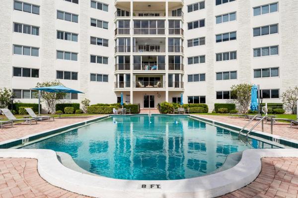 Bar Harbour, 86 Macfarlane Dr 4h, Delray Beach, Florida 33483, image 1