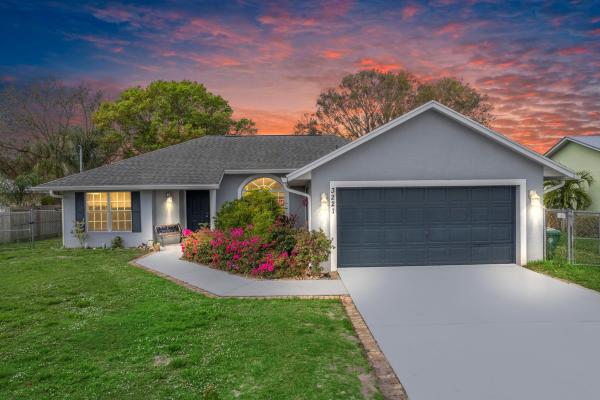 Southbend Lakes Estates, 3221 SE Pinto St, Port St. Lucie, Florida 34984, image 1