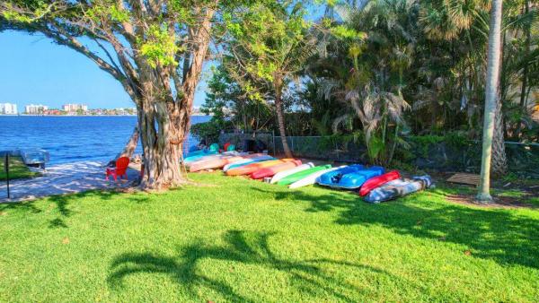 1516 S Lakeside Dr #307, Lake Worth Beach, Florida 33460, image 1