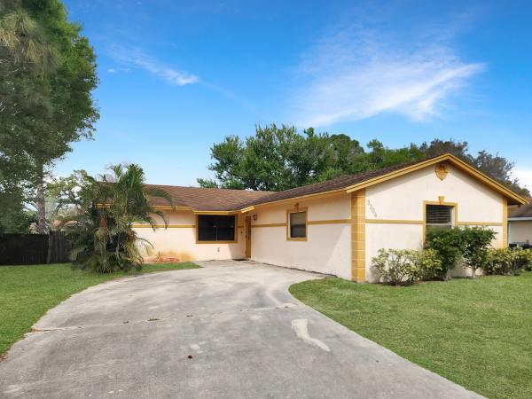 Sunland Gardens, 3306 Avenue J, Fort Pierce, Florida 34947, image 1