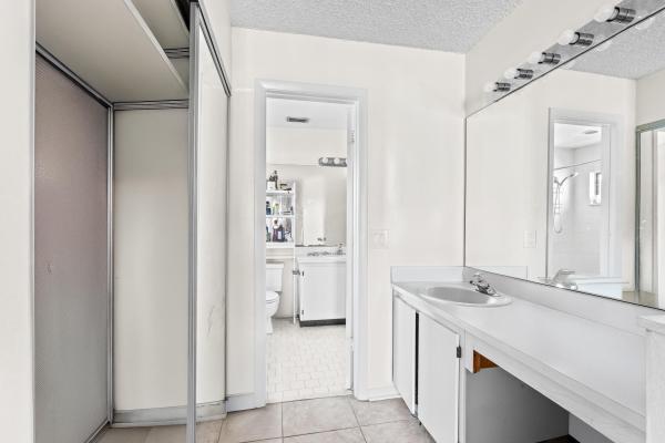 Lake Colony, 4244 Palm Bay Cir #B, West Palm Beach, Florida 33406, image 3