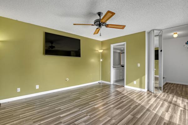 Lago Lucerne, 3943 Carolina Dr, Lake Worth, Florida 33461, image 1