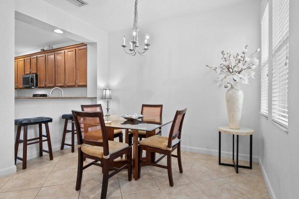 CitySide, 661 Corte Madera Ln #4, West Palm Beach, Florida 33401, image 2