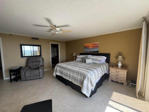Atlantic View Beach Club, 5047 N Highway A1a #Ph6, Fort Pierce, Florida 34949, image 1