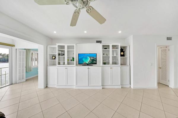 Intracoastal Terrace, 711 NE Harbour Ter #405, Boca Raton, Florida 33431, image 1