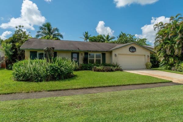 Lee's Crossing, 5523 Barnstead Cir, Lake Worth Beach, Florida 33463, image 1