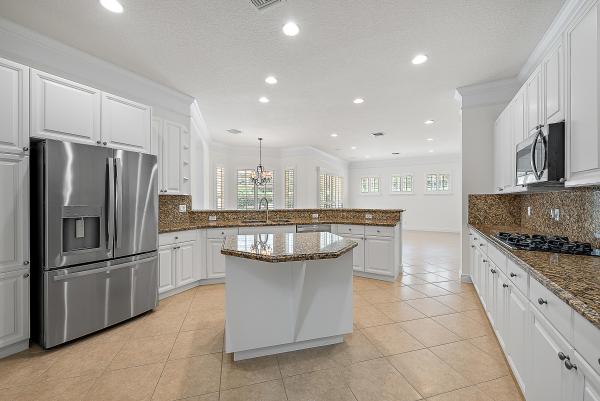 Prosperity Harbor North, 706 Voyager Ln, North Palm Beach, Florida 33410, image 3