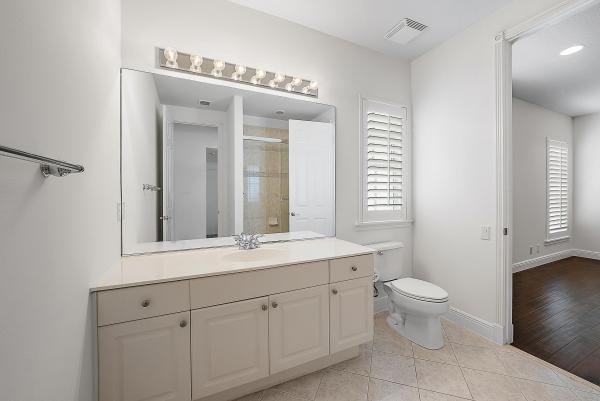 Prosperity Harbor North, 706 Voyager Ln, North Palm Beach, Florida 33410, image 2