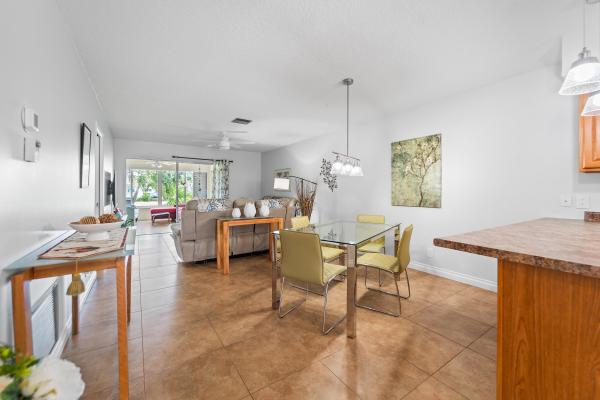 Gately At Cresthaven Townhomes, 2638 Gately Dr E #73, West Palm Beach, Florida 33415, image 3