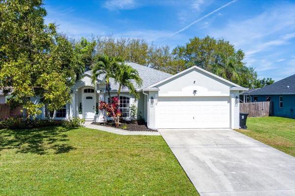 Southbend Lakes Estates, 613 SE Stow Ter, Port St. Lucie, Florida 34984, image 1